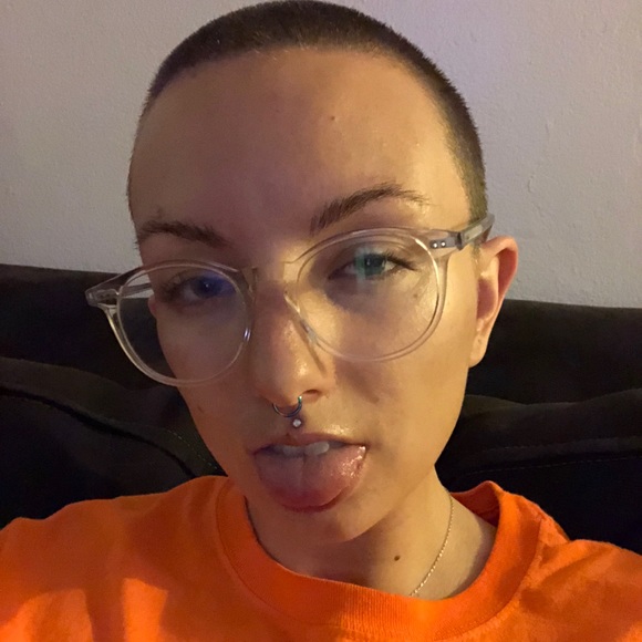 Meet the Posher Other - Meet your Posher, Taylor